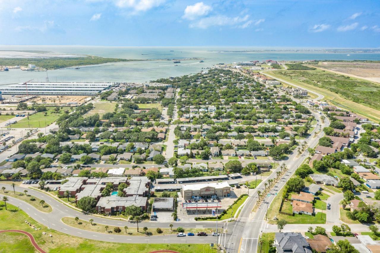 Hidden Retreat, Unit B Apartment Galveston Exterior photo